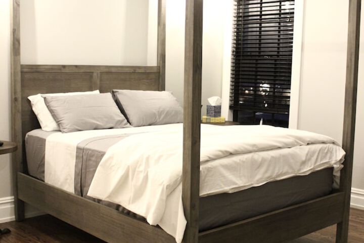Room 3 of 83
