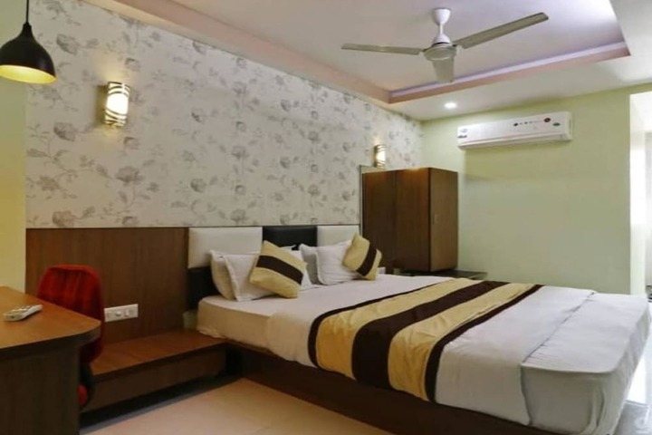 Room 16 of 20