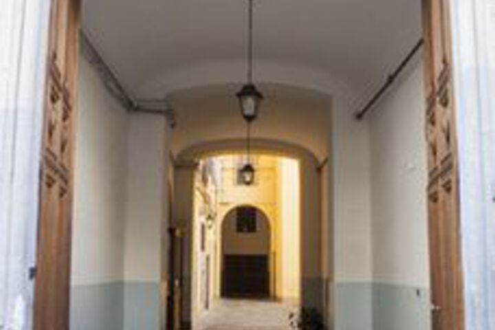Hotel 8 of 16