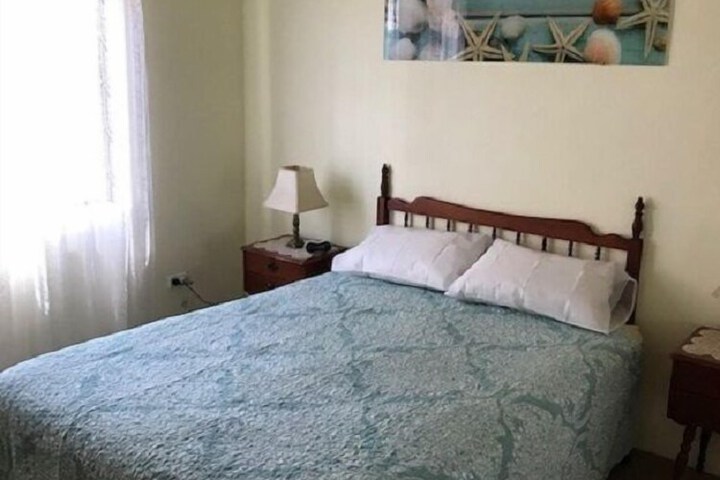 Room 2 of 7