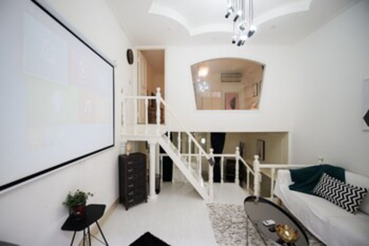 Room 29 of 36