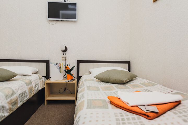 Room 9 of 19
