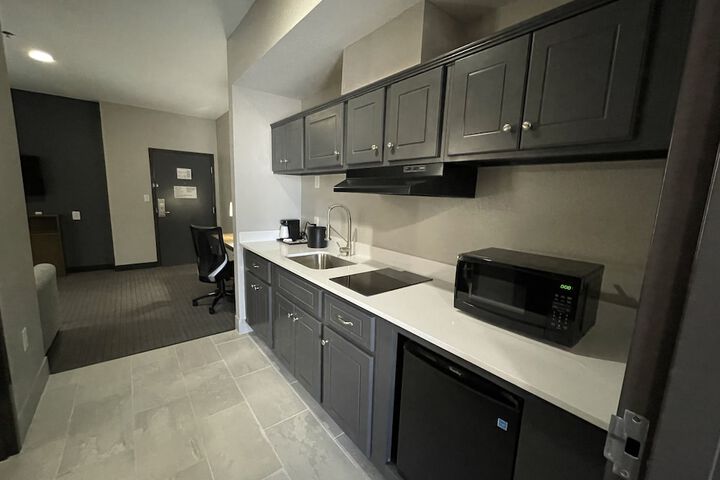 2 Queen Beds 1 Bedroom Suite (3 of 22)