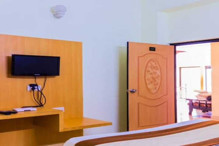 Room 14 of 51