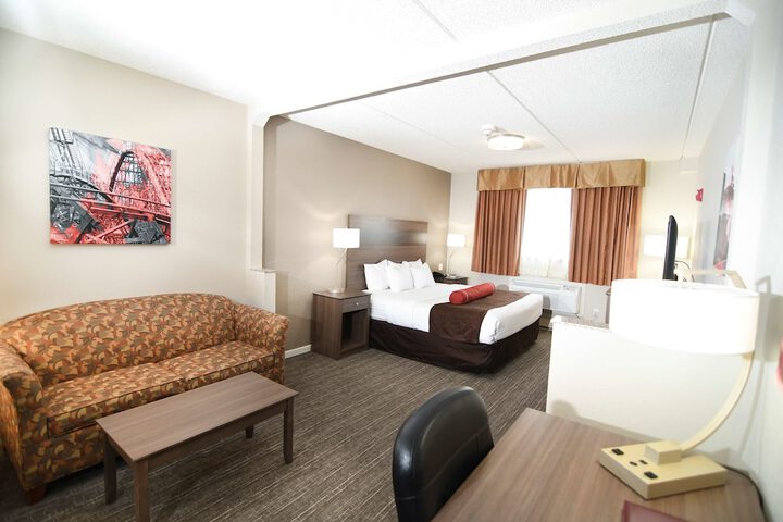 Accessible Suite King Bed Accessible Bathtub Microwave and Refrigerator WiFi Non S (1 of 39)