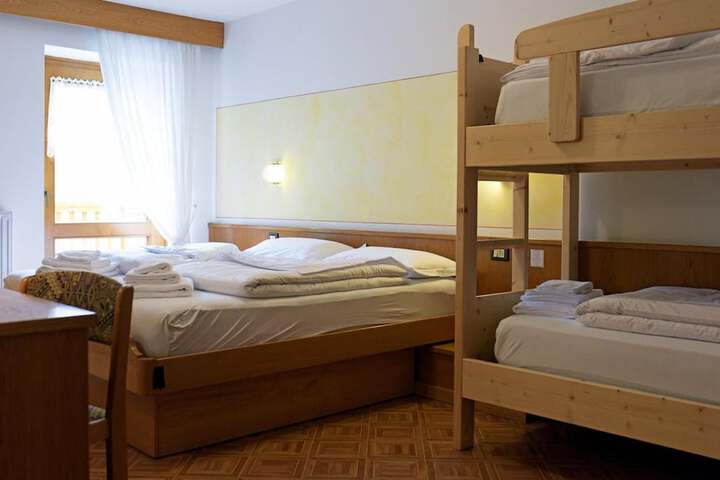 Room 20 of 53