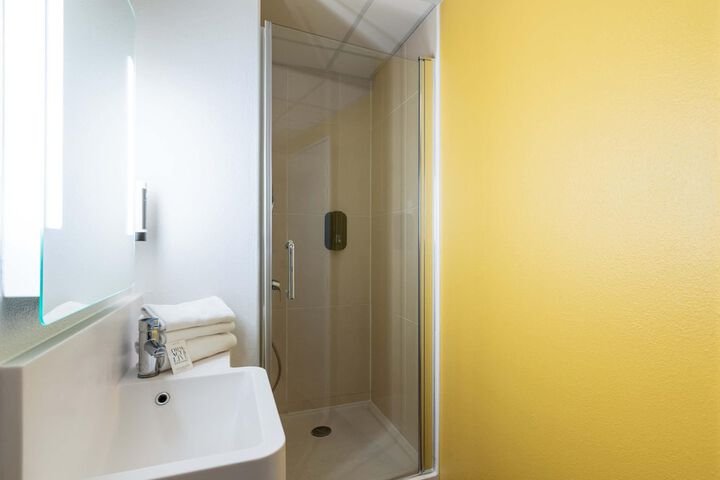 Clean Restrooms