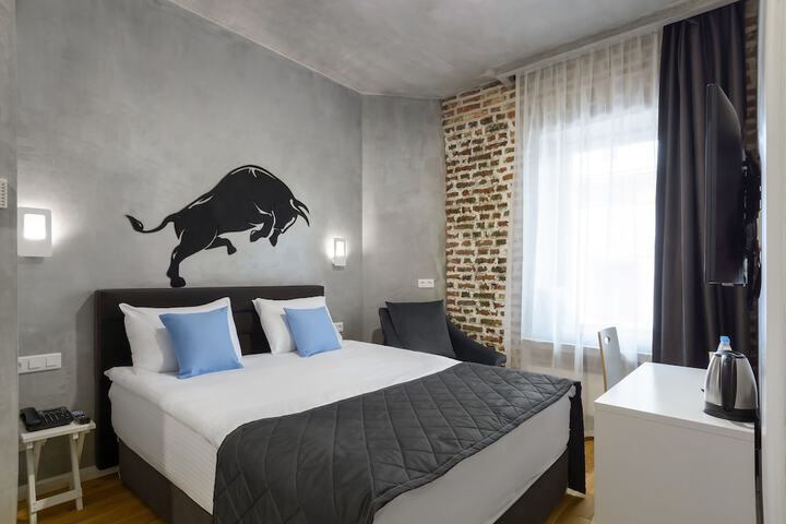 Room 21 of 69