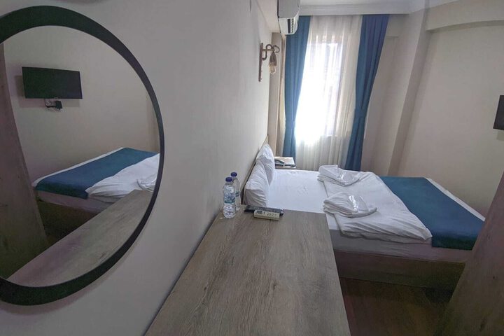 Room 29 of 48