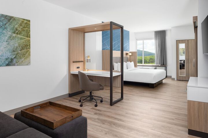 Room 7 of 35