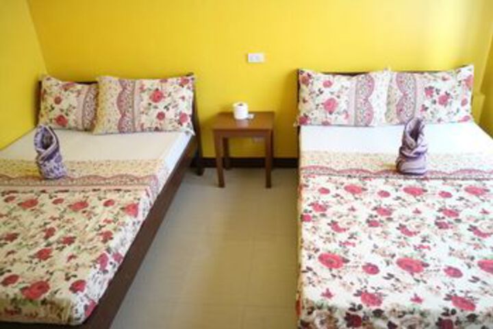 Room 18 of 48