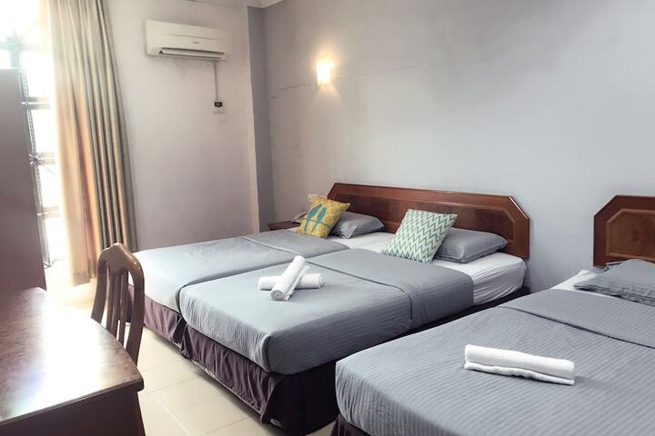 Room 14 of 26