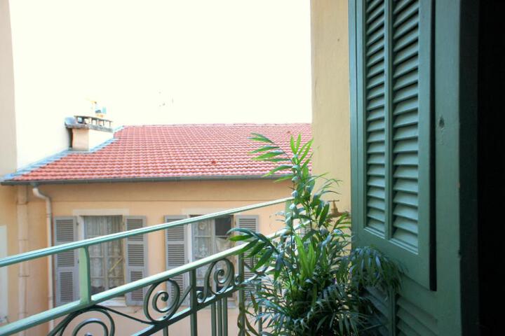 Ze Perfect Place - Antiquaire - Le Port - Harbor
