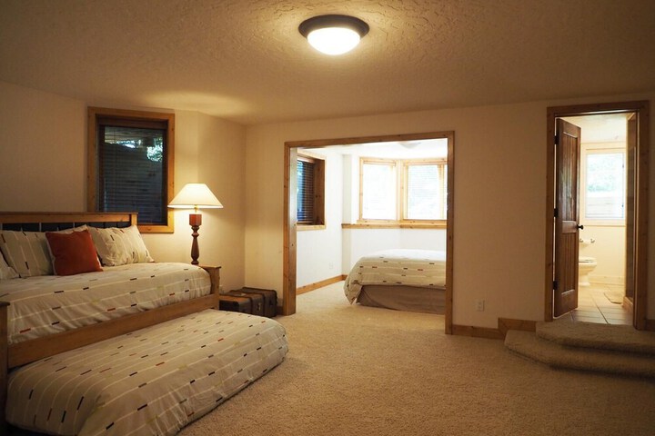 Room 10 of 52