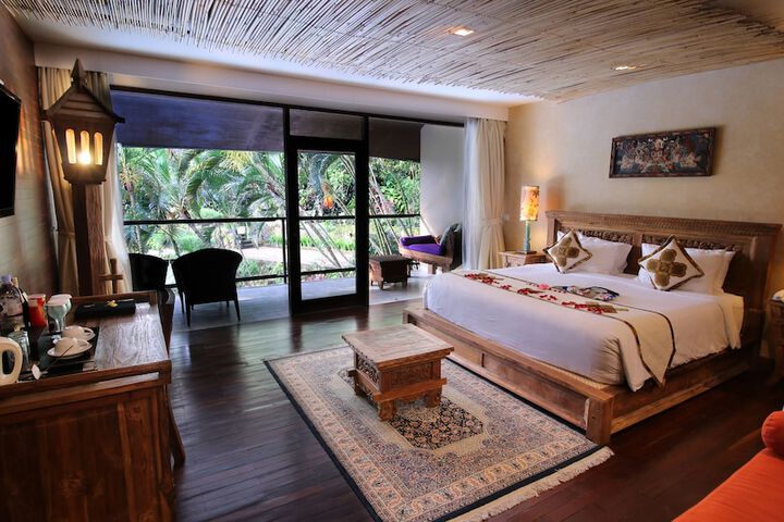 Room 40 of 115