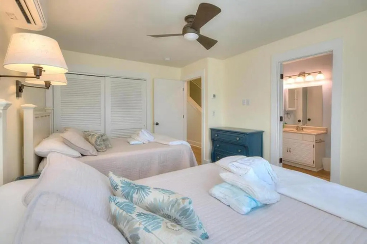 Room 5 of 21