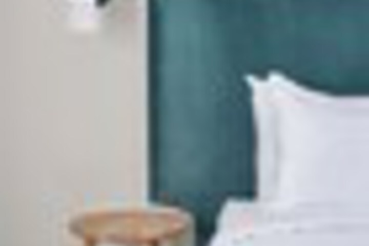 Room 26 of 129