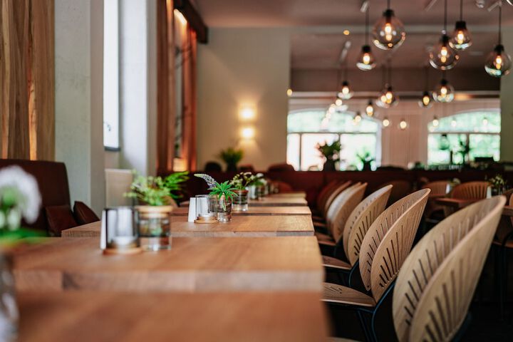 Dining 52 of 75