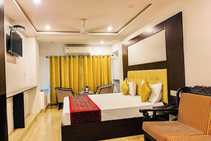 Room 27 of 47