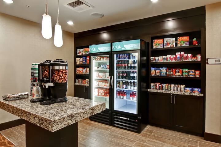 Snack bar