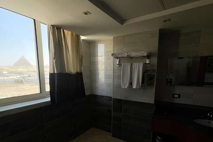Room 56 of 90