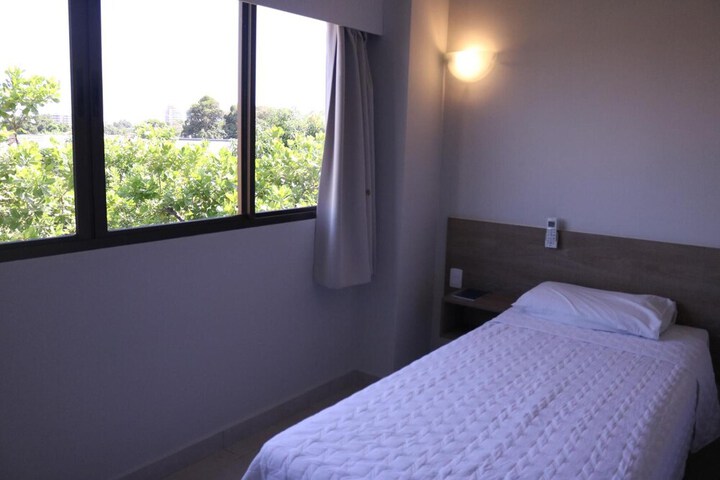 Room 12 of 44