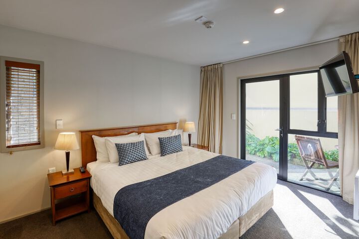 Room 20 of 106