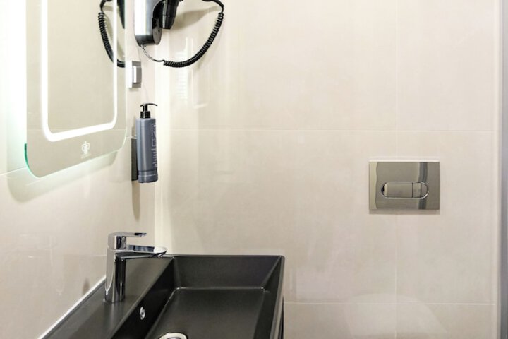 Clean Restrooms