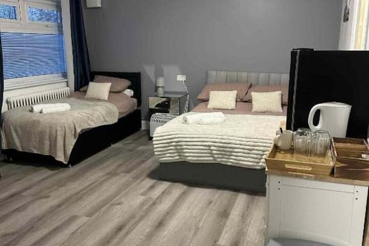 Room 5 of 29