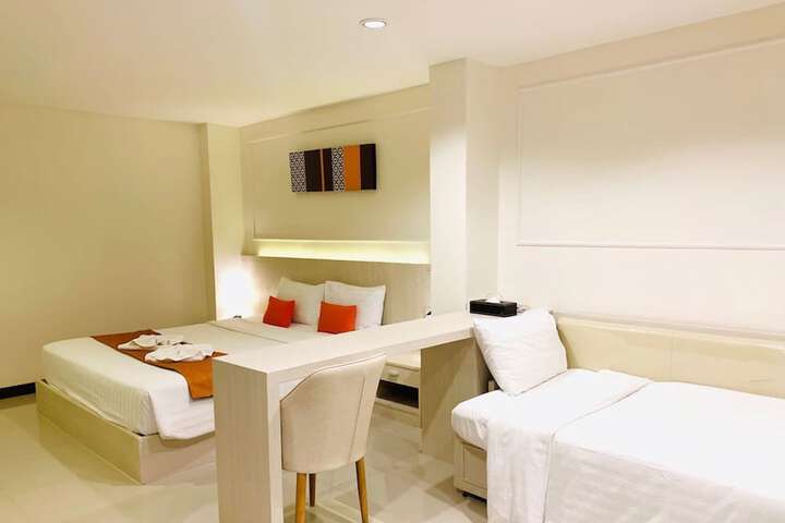 Room 31 of 174