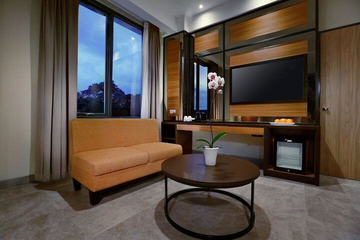 Room 7 of 50
