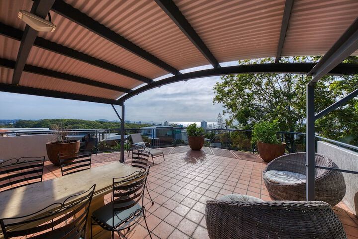 Terrace/Patio 8 of 13