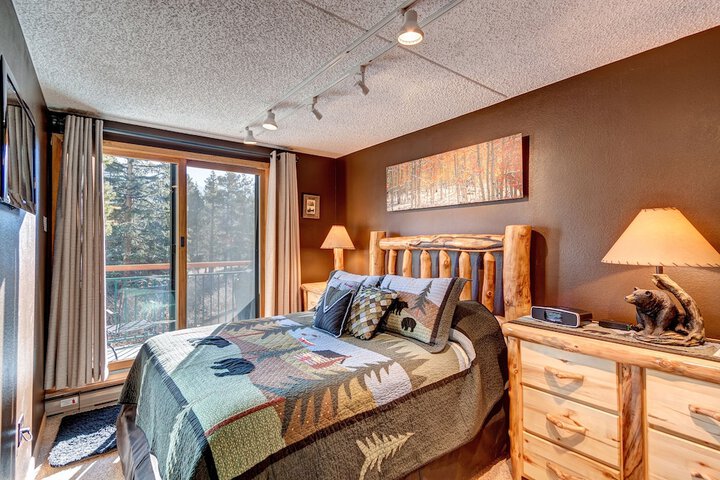 Room 14 of 22