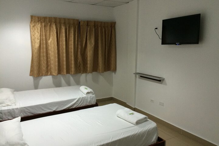 Room 7 of 30