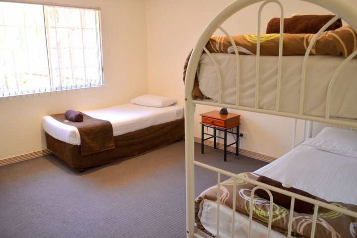 Room 6 of 36