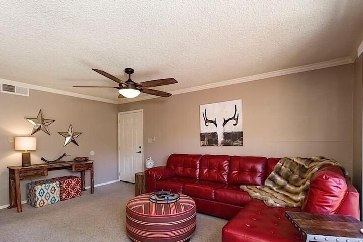Room 16 of 25