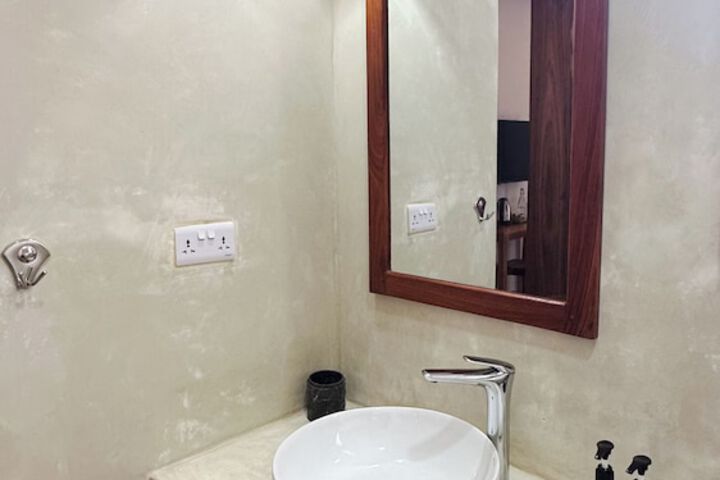 Room 29 of 52