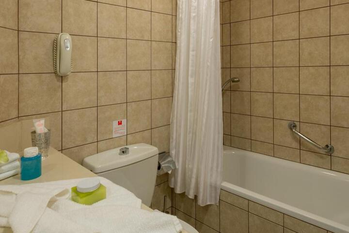Room 125 of 136