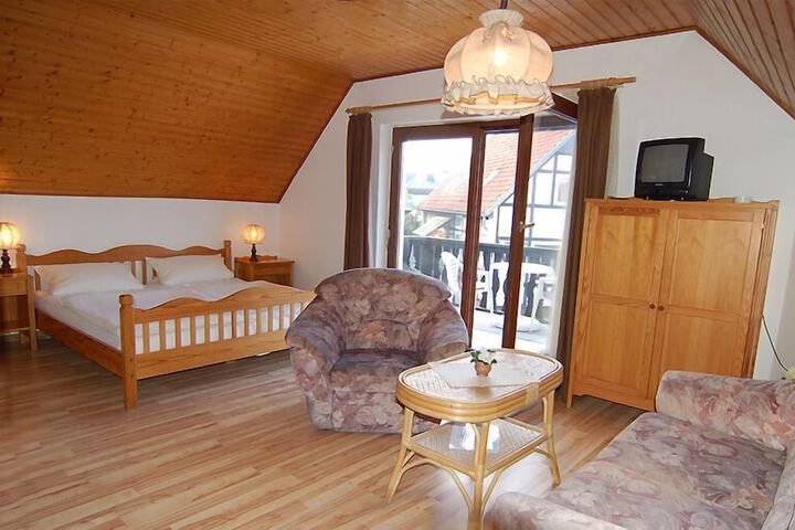 Room 4 of 41