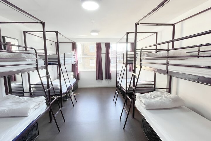 Room 46 of 91