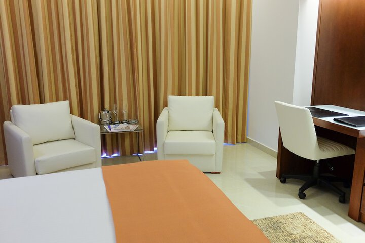Room 16 of 63