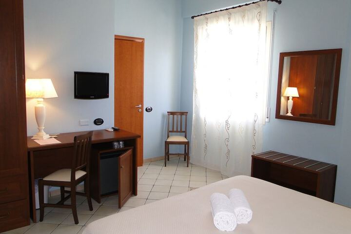 Room 16 of 55