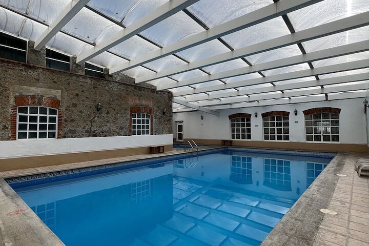 Hotel Pool