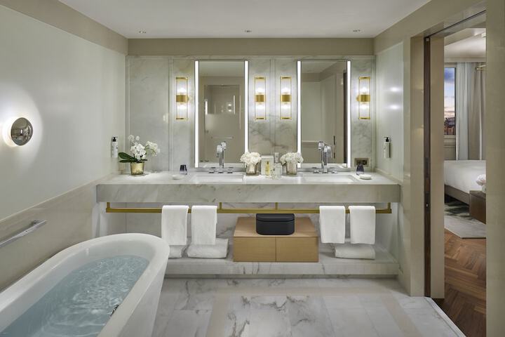Hotel Interior 80 of 96