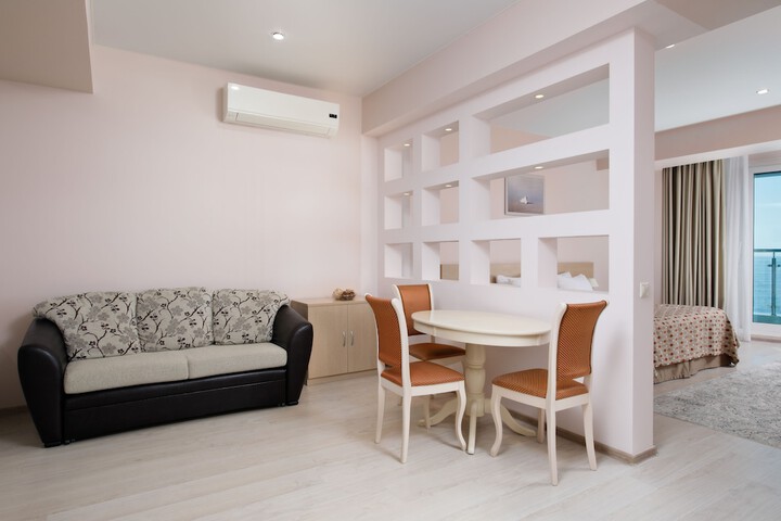 Room 9 of 57