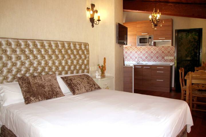 Room 2 of 45