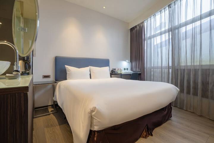 Room 30 of 78