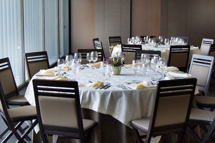 Ballroom/Hall 20 of 26