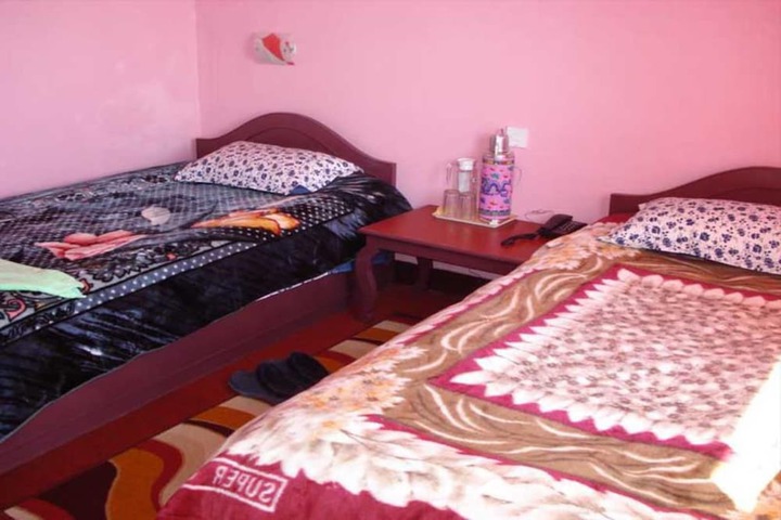 Room 3 of 42