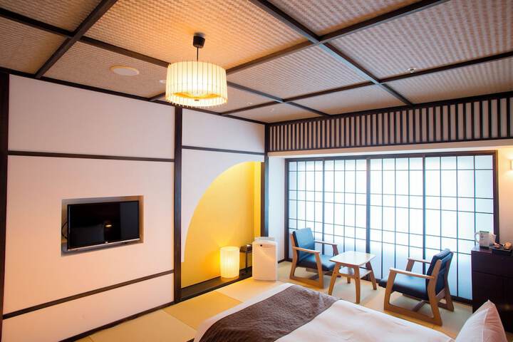 Room 19 of 70
